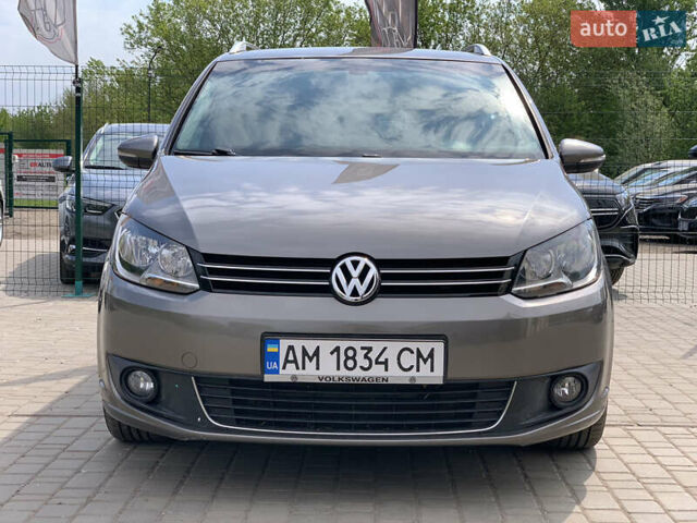 Серый Фольксваген Туран, объемом двигателя 1.6 л и пробегом 285 тыс. км за 10699 $, фото 3 на Automoto.ua