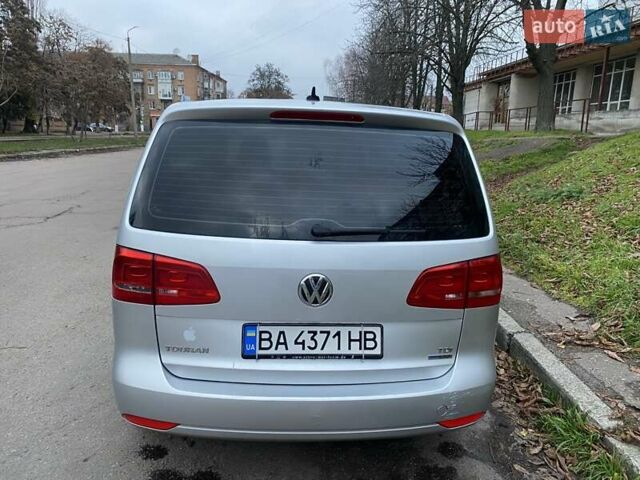 Сірий Фольксваген Туран, об'ємом двигуна 1.6 л та пробігом 237 тис. км за 11500 $, фото 6 на Automoto.ua