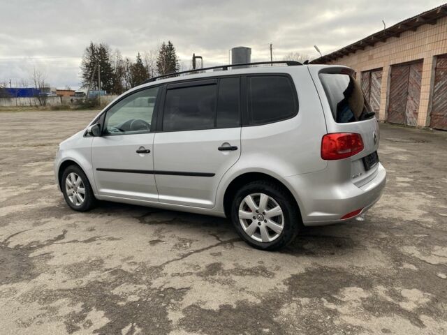 Серый Фольксваген Туран, объемом двигателя 1.6 л и пробегом 360 тыс. км за 4500 $, фото 9 на Automoto.ua