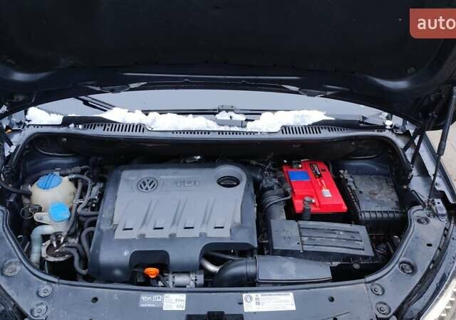 Серый Фольксваген Туран, объемом двигателя 1.6 л и пробегом 302 тыс. км за 10550 $, фото 25 на Automoto.ua