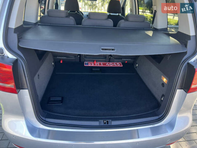 Серый Фольксваген Туран, объемом двигателя 2 л и пробегом 252 тыс. км за 11750 $, фото 19 на Automoto.ua