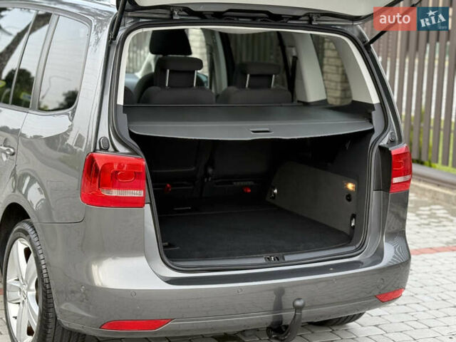 Сірий Фольксваген Туран, об'ємом двигуна 1.4 л та пробігом 217 тис. км за 9750 $, фото 10 на Automoto.ua