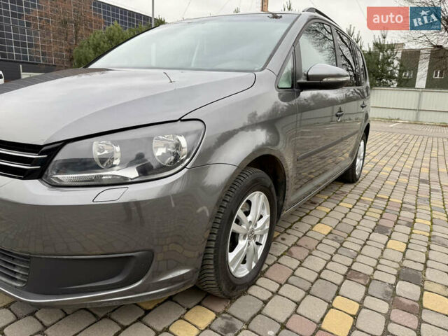 Сірий Фольксваген Туран, об'ємом двигуна 1.6 л та пробігом 244 тис. км за 10550 $, фото 16 на Automoto.ua