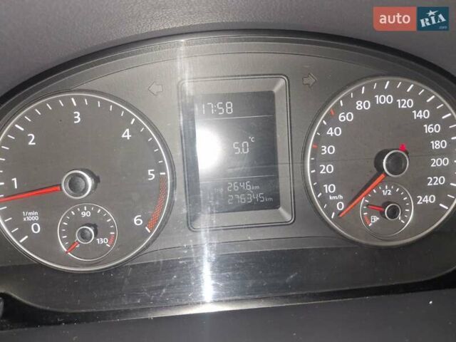 Серый Фольксваген Туран, объемом двигателя 1.6 л и пробегом 276 тыс. км за 8700 $, фото 1 на Automoto.ua