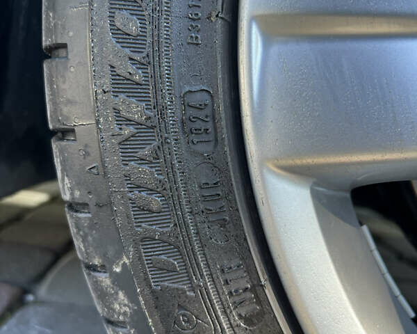 Серый Фольксваген Туран, объемом двигателя 2 л и пробегом 252 тыс. км за 11750 $, фото 52 на Automoto.ua