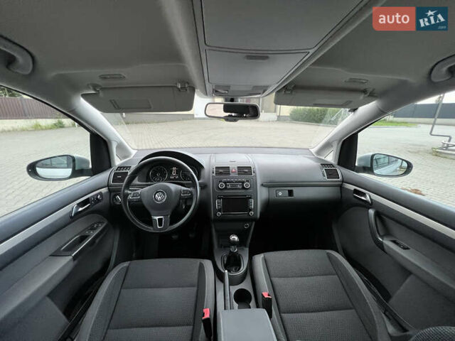 Сірий Фольксваген Туран, об'ємом двигуна 1.4 л та пробігом 223 тис. км за 7750 $, фото 80 на Automoto.ua