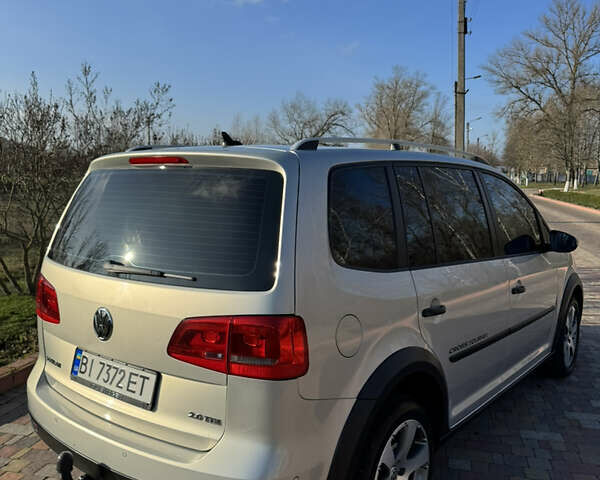 Сірий Фольксваген Туран, об'ємом двигуна 2 л та пробігом 346 тис. км за 12800 $, фото 18 на Automoto.ua