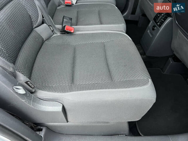 Сірий Фольксваген Туран, об'ємом двигуна 1.4 л та пробігом 223 тис. км за 7750 $, фото 71 на Automoto.ua