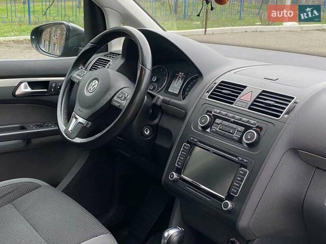 Серый Фольксваген Туран, объемом двигателя 1.39 л и пробегом 174 тыс. км за 10200 $, фото 33 на Automoto.ua