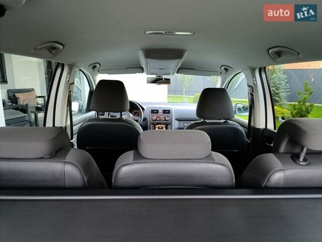 Серый Фольксваген Туран, объемом двигателя 1.6 л и пробегом 215 тыс. км за 10900 $, фото 32 на Automoto.ua