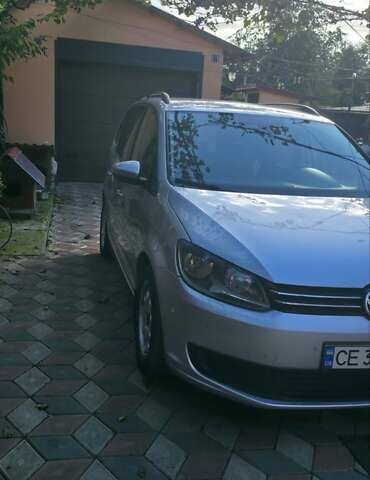 Серый Фольксваген Туран, объемом двигателя 1.97 л и пробегом 225 тыс. км за 10900 $, фото 2 на Automoto.ua