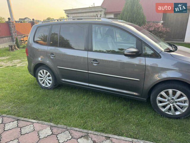 Сірий Фольксваген Туран, об'ємом двигуна 1.97 л та пробігом 209 тис. км за 12200 $, фото 5 на Automoto.ua