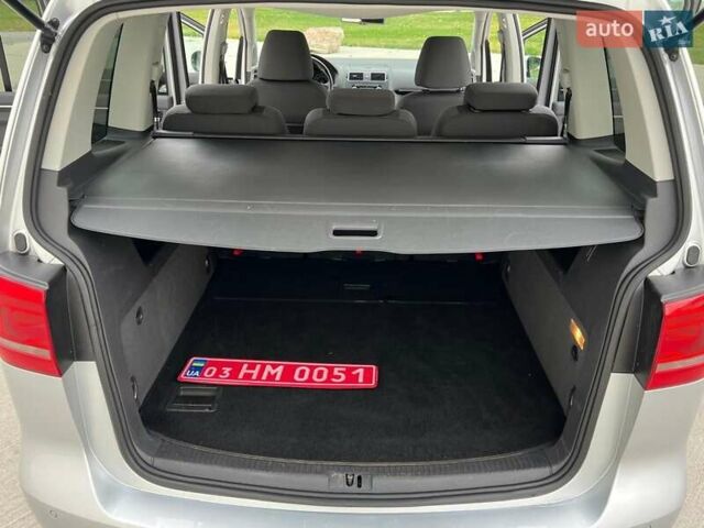 Серый Фольксваген Туран, объемом двигателя 0 л и пробегом 235 тыс. км за 12999 $, фото 79 на Automoto.ua