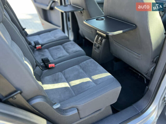 Серый Фольксваген Туран, объемом двигателя 2 л и пробегом 252 тыс. км за 11750 $, фото 25 на Automoto.ua