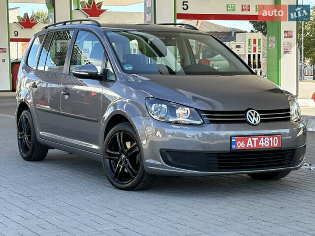 Серый Фольксваген Туран, объемом двигателя 1.39 л и пробегом 183 тыс. км за 8999 $, фото 3 на Automoto.ua