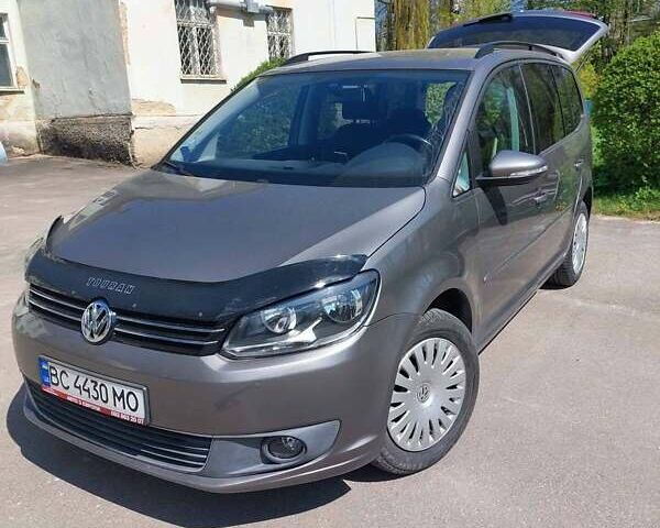 Сірий Фольксваген Туран, об'ємом двигуна 1.6 л та пробігом 250 тис. км за 10200 $, фото 16 на Automoto.ua