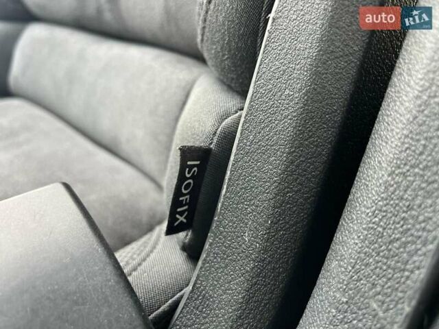 Серый Фольксваген Туран, объемом двигателя 0 л и пробегом 235 тыс. км за 12999 $, фото 106 на Automoto.ua