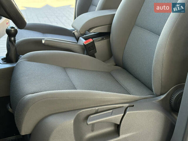 Серый Фольксваген Туран, объемом двигателя 1.39 л и пробегом 183 тыс. км за 8999 $, фото 55 на Automoto.ua