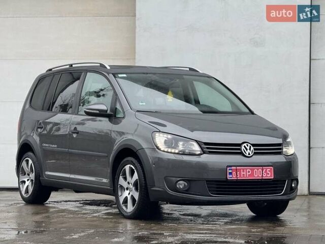 Сірий Фольксваген Туран, об'ємом двигуна 1.6 л та пробігом 220 тис. км за 11700 $, фото 3 на Automoto.ua