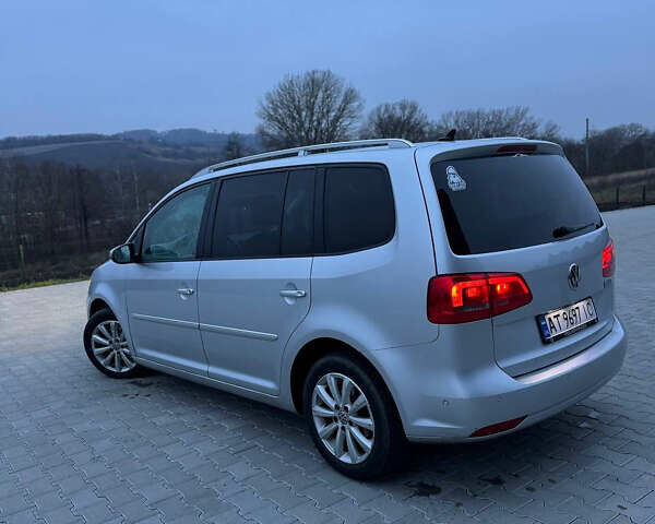 Серый Фольксваген Туран, объемом двигателя 1.6 л и пробегом 290 тыс. км за 9200 $, фото 19 на Automoto.ua