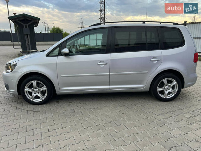 Серый Фольксваген Туран, объемом двигателя 1.4 л и пробегом 223 тыс. км за 7850 $, фото 25 на Automoto.ua