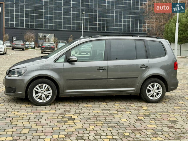 Сірий Фольксваген Туран, об'ємом двигуна 1.6 л та пробігом 244 тис. км за 10550 $, фото 27 на Automoto.ua