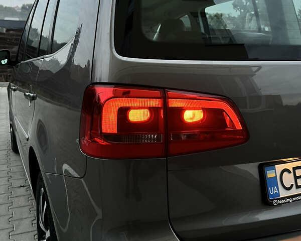 Сірий Фольксваген Туран, об'ємом двигуна 1.4 л та пробігом 199 тис. км за 9900 $, фото 14 на Automoto.ua