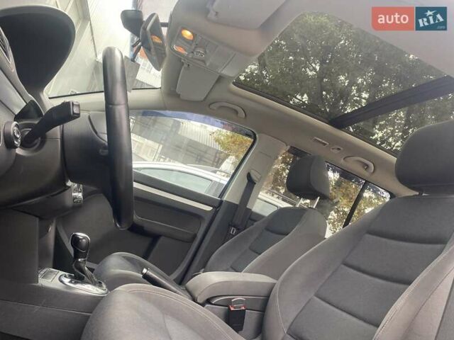 Сірий Фольксваген Туран, об'ємом двигуна 1.6 л та пробігом 254 тис. км за 10750 $, фото 30 на Automoto.ua