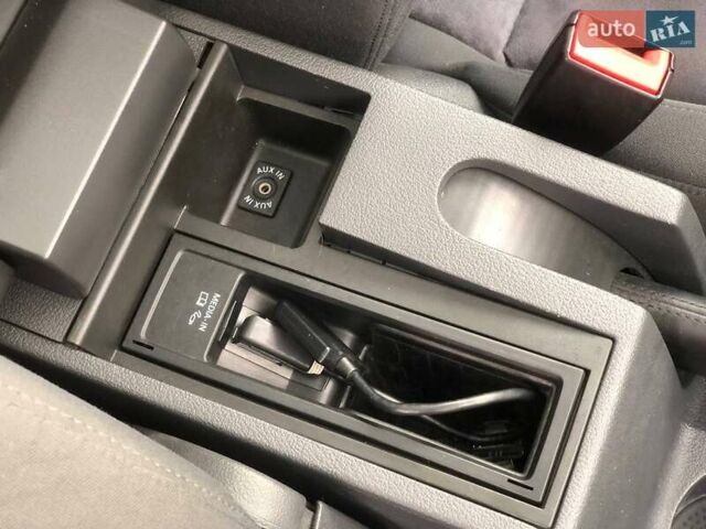 Серый Фольксваген Туран, объемом двигателя 1.4 л и пробегом 220 тыс. км за 10500 $, фото 28 на Automoto.ua