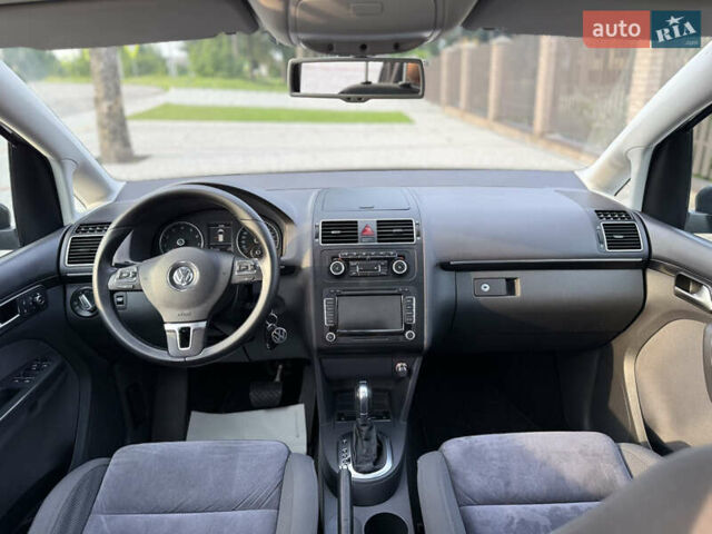 Сірий Фольксваген Туран, об'ємом двигуна 1.4 л та пробігом 217 тис. км за 9750 $, фото 37 на Automoto.ua