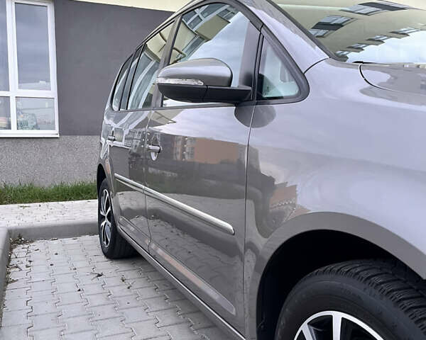 Сірий Фольксваген Туран, об'ємом двигуна 1.4 л та пробігом 199 тис. км за 9900 $, фото 23 на Automoto.ua