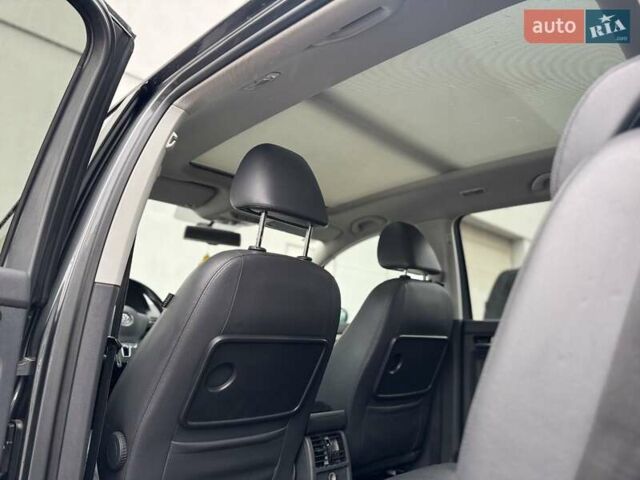 Сірий Фольксваген Туран, об'ємом двигуна 1.6 л та пробігом 220 тис. км за 11700 $, фото 38 на Automoto.ua