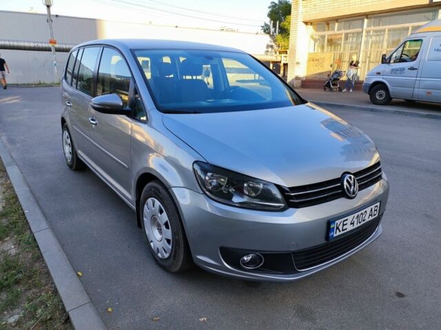 Серый Фольксваген Туран, объемом двигателя 1.6 л и пробегом 190 тыс. км за 10500 $, фото 7 на Automoto.ua