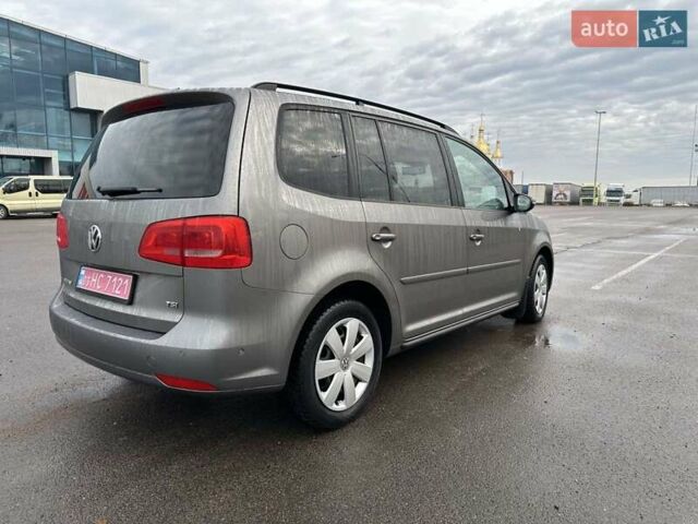 Сірий Фольксваген Туран, об'ємом двигуна 1.4 л та пробігом 215 тис. км за 9100 $, фото 2 на Automoto.ua