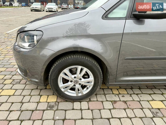 Сірий Фольксваген Туран, об'ємом двигуна 1.6 л та пробігом 244 тис. км за 10550 $, фото 11 на Automoto.ua