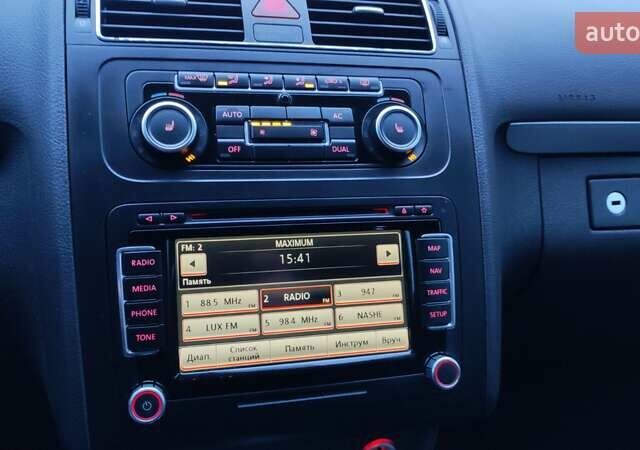 Серый Фольксваген Туран, объемом двигателя 1.6 л и пробегом 302 тыс. км за 10550 $, фото 21 на Automoto.ua