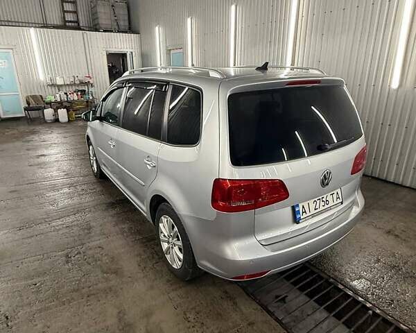 Серый Фольксваген Туран, объемом двигателя 1.6 л и пробегом 220 тыс. км за 9200 $, фото 18 на Automoto.ua