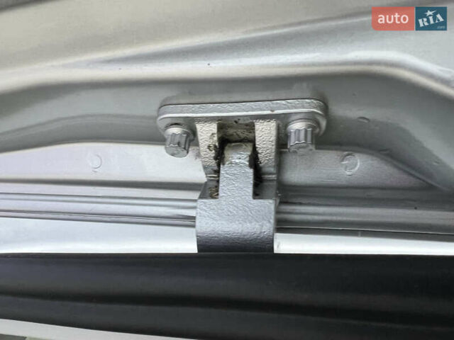 Серый Фольксваген Туран, объемом двигателя 1.4 л и пробегом 223 тыс. км за 7850 $, фото 98 на Automoto.ua