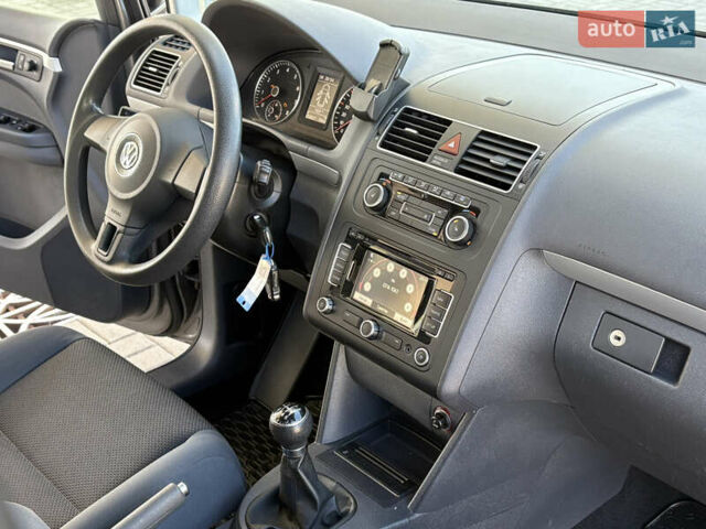 Серый Фольксваген Туран, объемом двигателя 1.39 л и пробегом 183 тыс. км за 8999 $, фото 47 на Automoto.ua