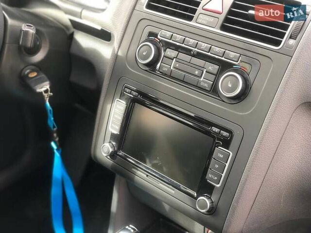 Серый Фольксваген Туран, объемом двигателя 1.4 л и пробегом 220 тыс. км за 10500 $, фото 26 на Automoto.ua