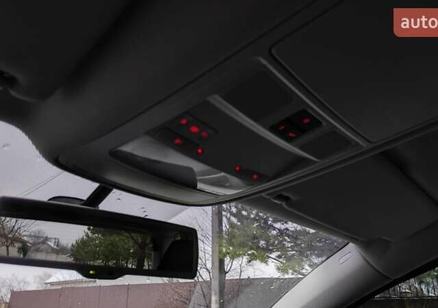 Серый Фольксваген Туран, объемом двигателя 1.6 л и пробегом 302 тыс. км за 10550 $, фото 23 на Automoto.ua