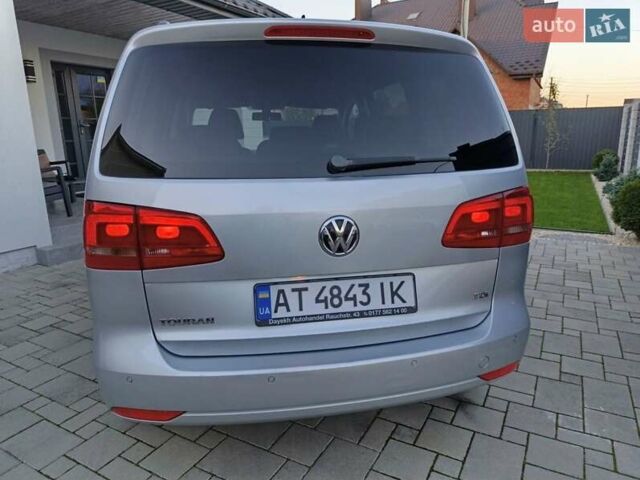 Серый Фольксваген Туран, объемом двигателя 1.6 л и пробегом 215 тыс. км за 10900 $, фото 30 на Automoto.ua