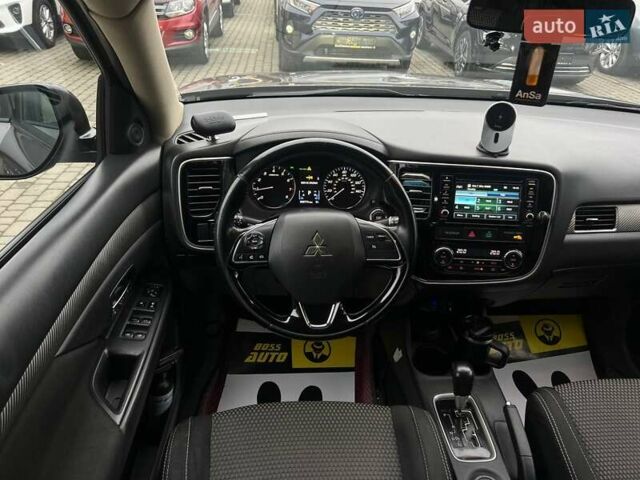 Серый Фольксваген Туран, объемом двигателя 1.39 л и пробегом 224 тыс. км за 7500 $, фото 7 на Automoto.ua