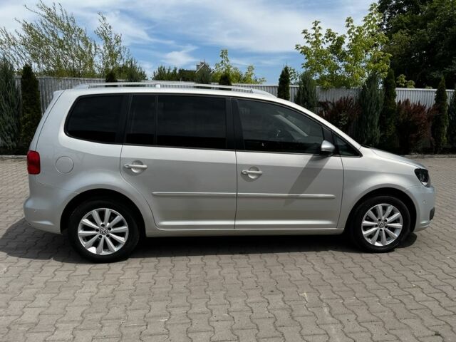 Серый Фольксваген Туран, объемом двигателя 1.6 л и пробегом 246 тыс. км за 9500 $, фото 7 на Automoto.ua