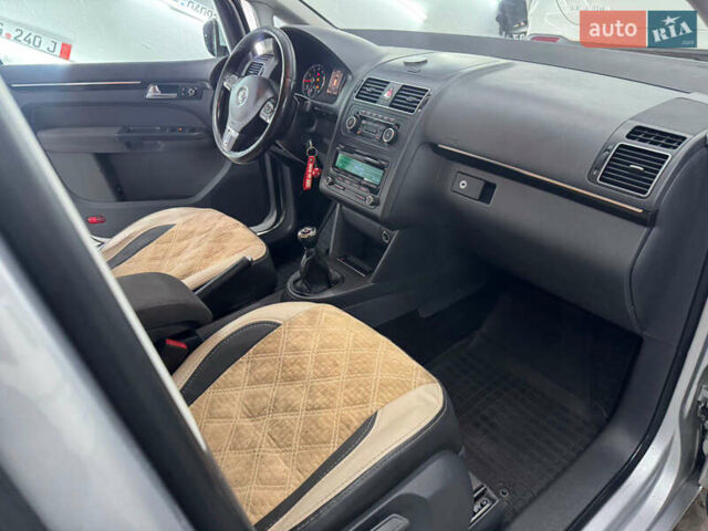 Серый Фольксваген Туран, объемом двигателя 1.4 л и пробегом 308 тыс. км за 6150 $, фото 24 на Automoto.ua