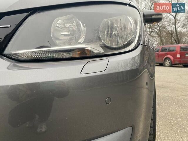 Серый Фольксваген Туран, объемом двигателя 1.39 л и пробегом 174 тыс. км за 10200 $, фото 23 на Automoto.ua