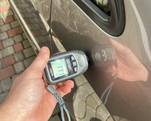 Сірий Фольксваген Туран, об'ємом двигуна 1.4 л та пробігом 199 тис. км за 9900 $, фото 71 на Automoto.ua