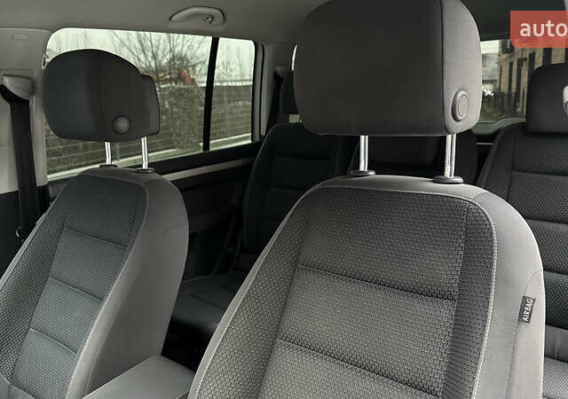 Сірий Фольксваген Туран, об'ємом двигуна 1.97 л та пробігом 200 тис. км за 11950 $, фото 40 на Automoto.ua