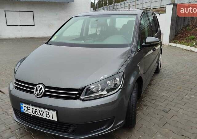 Серый Фольксваген Туран, объемом двигателя 1.6 л и пробегом 315 тыс. км за 10700 $, фото 13 на Automoto.ua