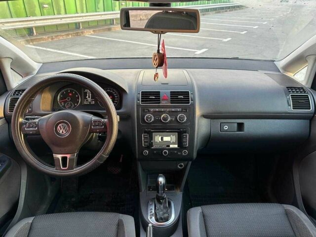 Серый Фольксваген Туран, объемом двигателя 0 л и пробегом 287 тыс. км за 8790 $, фото 12 на Automoto.ua